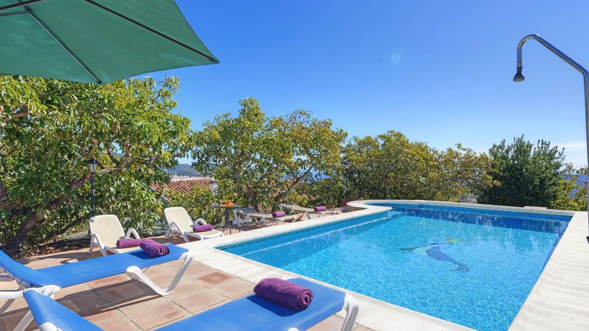 The Strawberry Villa Private Pool Garden Views Frigiliana