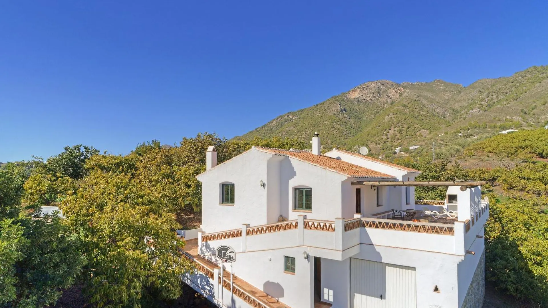 The Strawberry Villa Private Pool Garden Views Frigiliana
