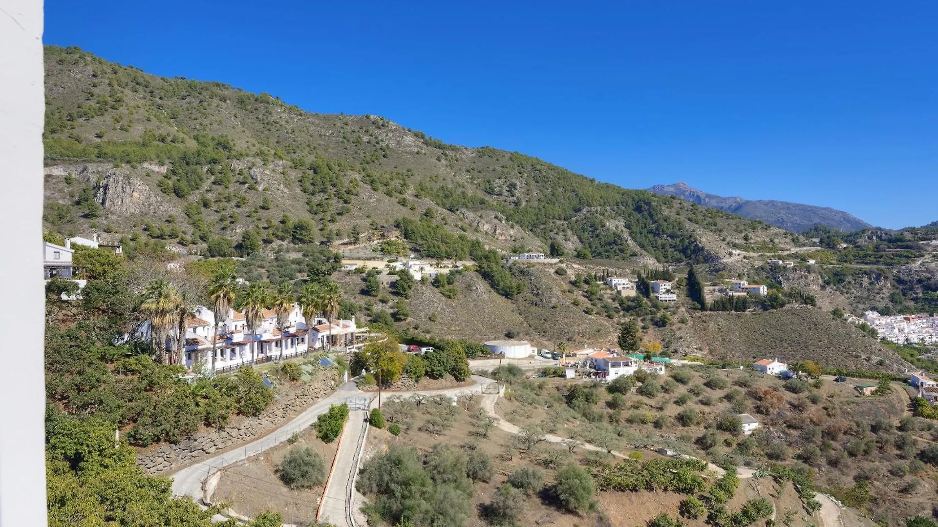 The Strawberry Villa Private Pool Garden Views Frigiliana 0*,  İspanya